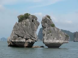 halong-bay-hanoi