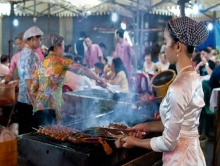 night-market-food-ho-chi-minh-city