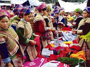 Bac Ha market