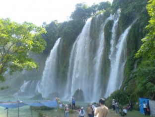 Ban Gioc waterfall