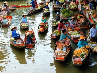 Cai-Be-Floating-Market -1-day-hts-tour-2