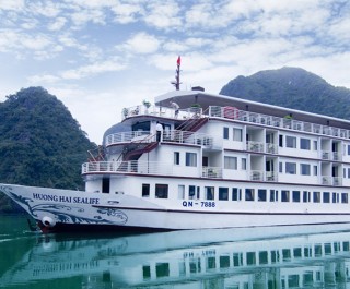 Huong-hai-sealife-cruise-halong