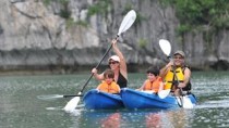 Kayaking in Lan Ha Bay