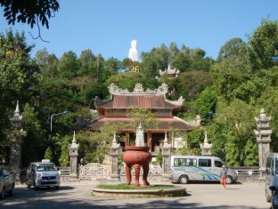 Long Son pagoda