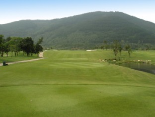 Tam Dao Golf club hole