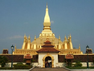 That Luang Stupa laos