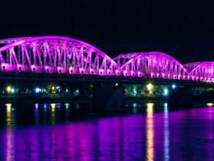 Trang Tien bridge in Hue